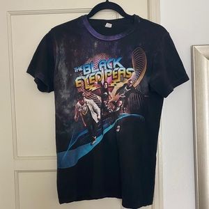 Black eyed peas graphic t-shirt